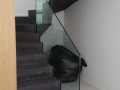 Escalier avec garde corps en verre
