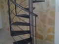 Garde corps pour escalier hélicoïdale en acier brut. Finition industriel